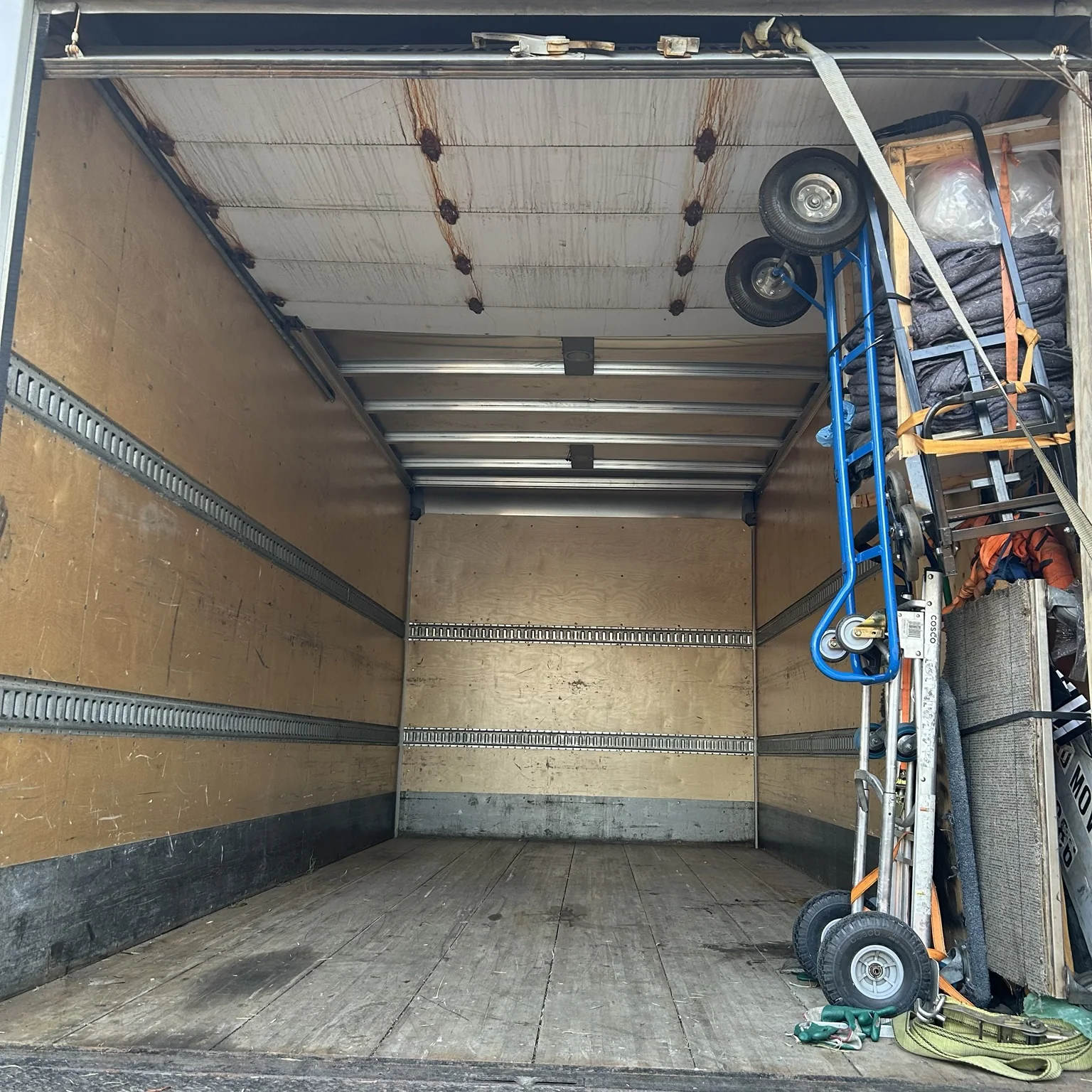 Interior cargo space with moving equipment